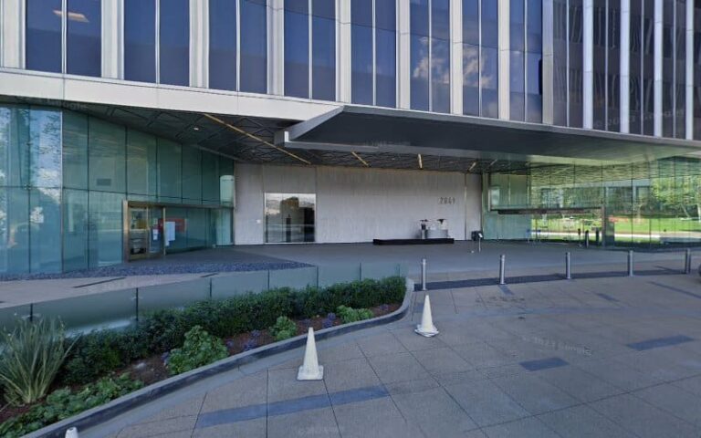 398435 spiegel evan n 768x480