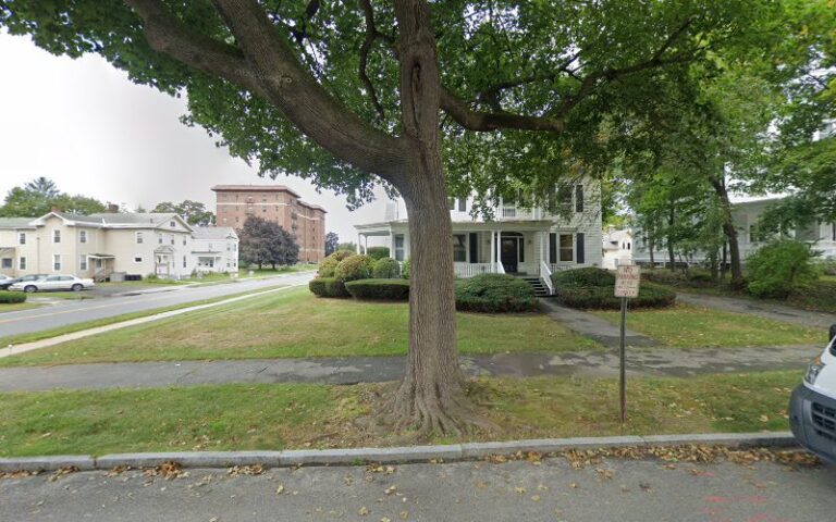 398552 spinola cynthia a 768x480