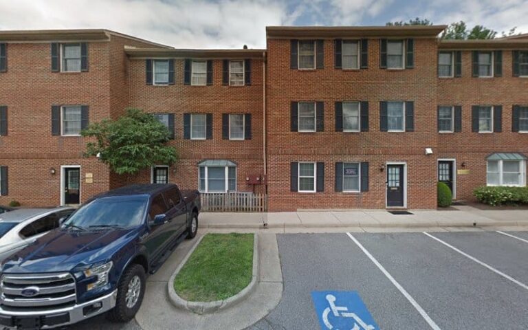 398664 spivey lawson d 768x480