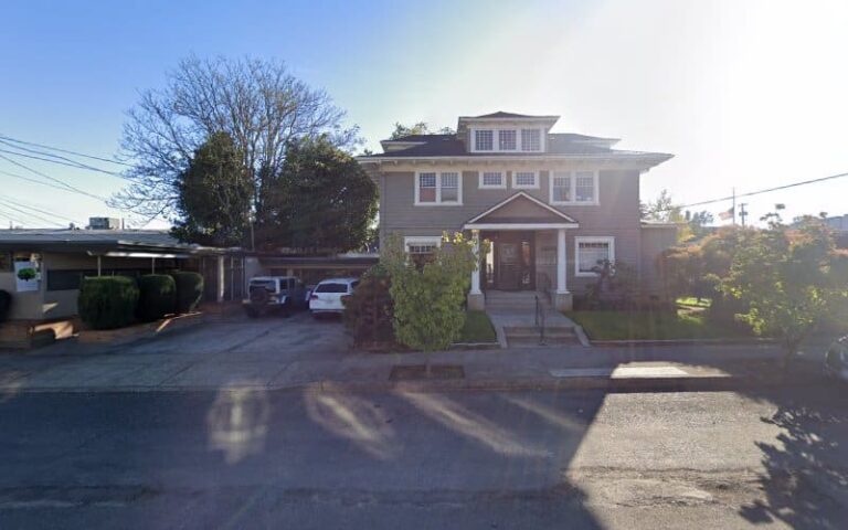 399076 st louis gary m 768x480