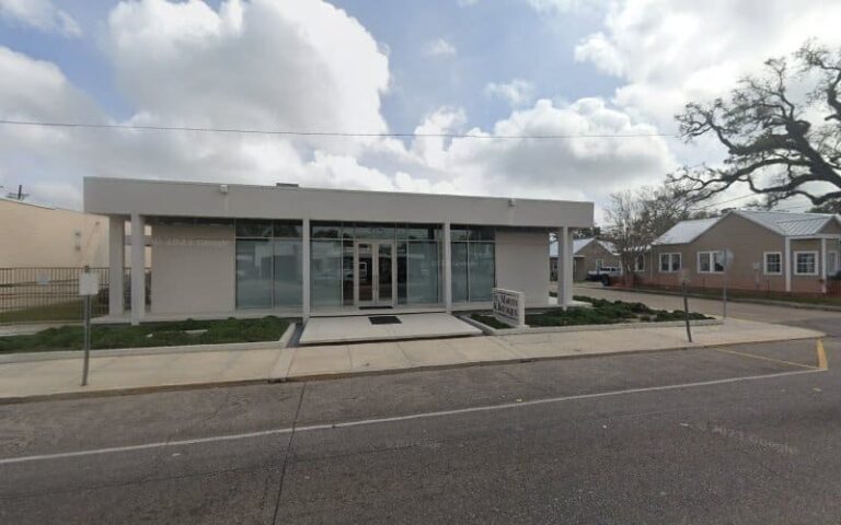 399083 st martin christopher 768x480