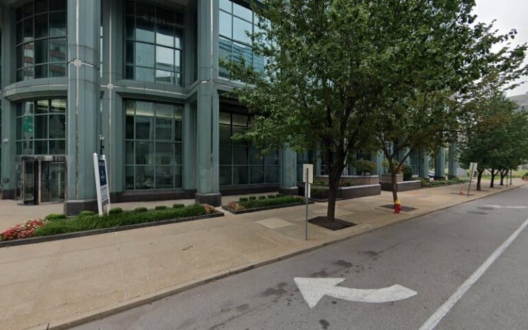 399171 st. louis tax attorney irs tax settlement 768x480