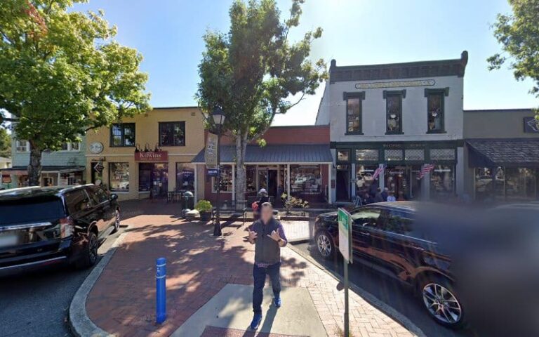 399398 stacy stroud 768x480