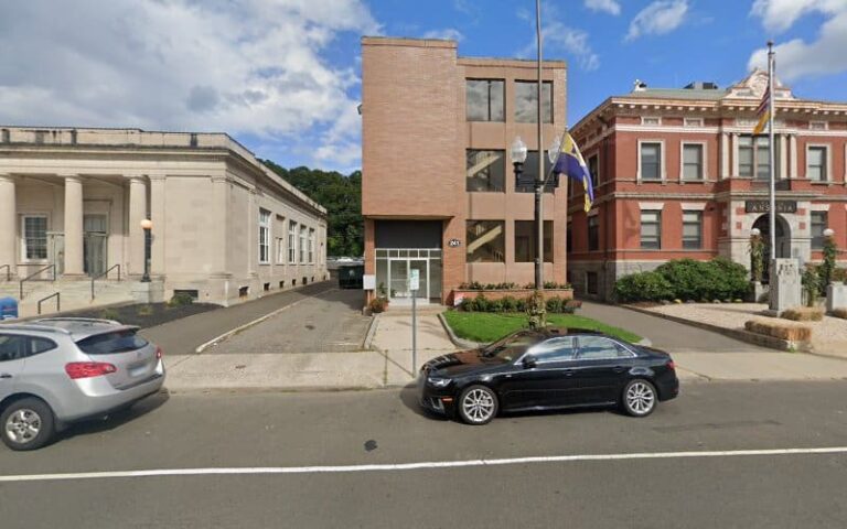 399604 stamos gregory j 768x480