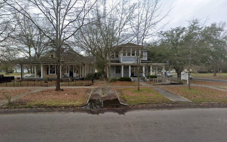 400880 steen nancy 768x480