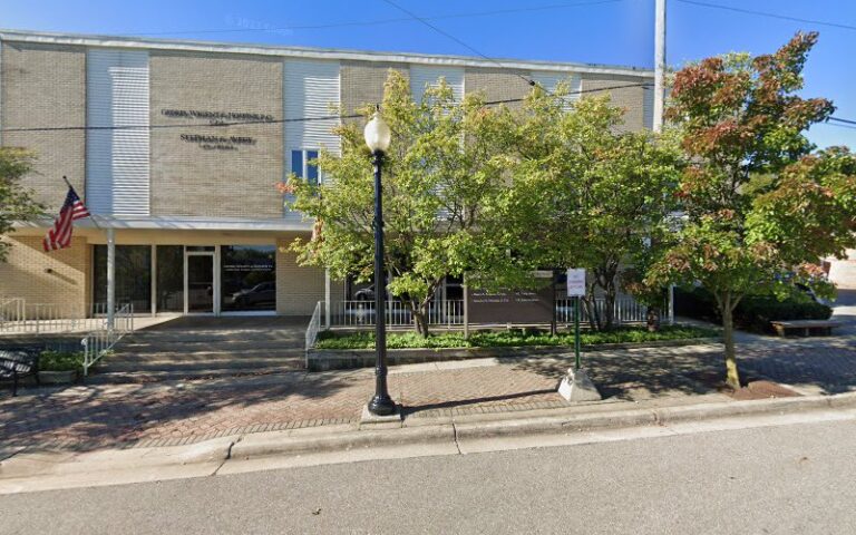 401418 stephan avery 768x480