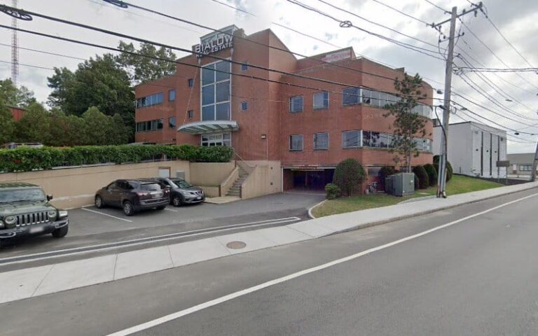 402075 stephen kenny 8211 real estate attorney 768x480