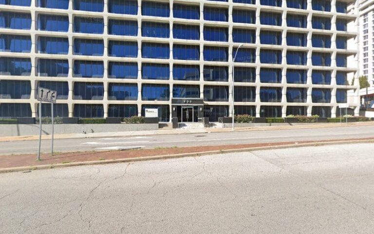 402408 stephen w lynn law office 768x480