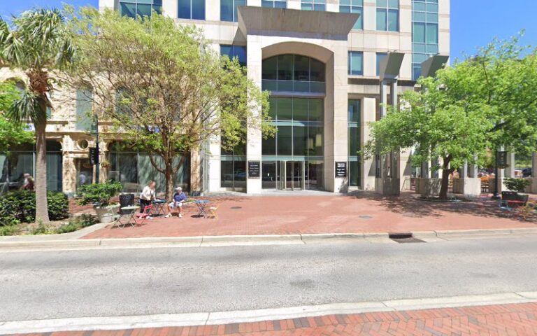 402606 sterling g. davies 768x480