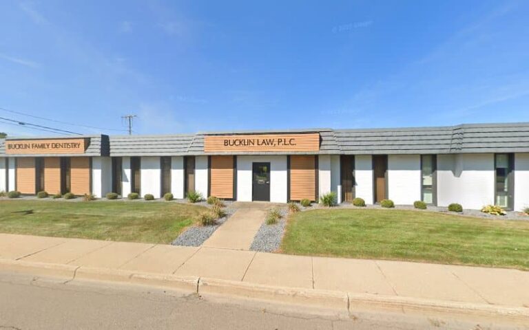 403961 stevens hayes 768x480