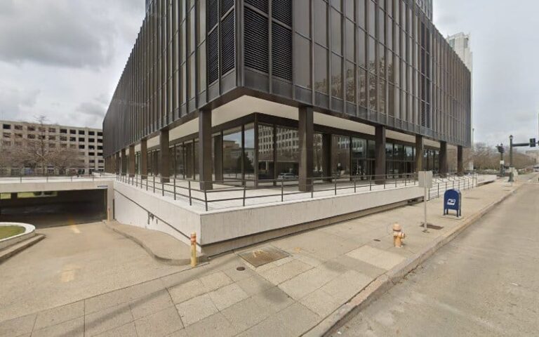 404301 stewart robbins and brown 768x480