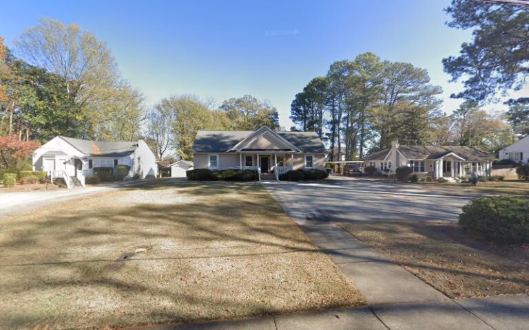 404437 still thomas l 768x480