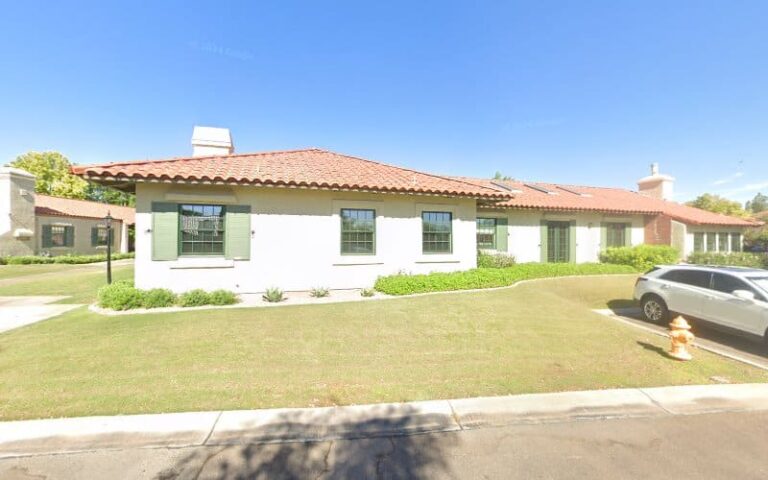 404672 stockton hing 768x480