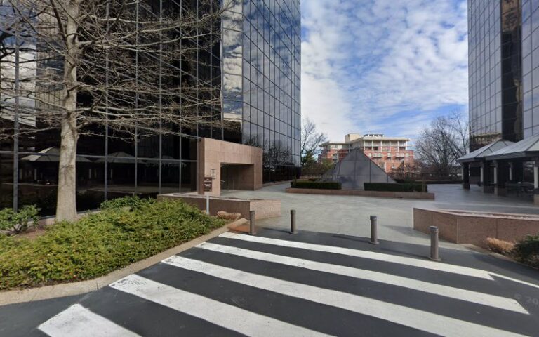 405553 stratton family law 768x480