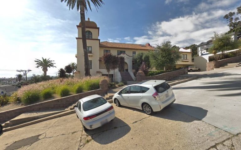 405612 strauss law group 768x480