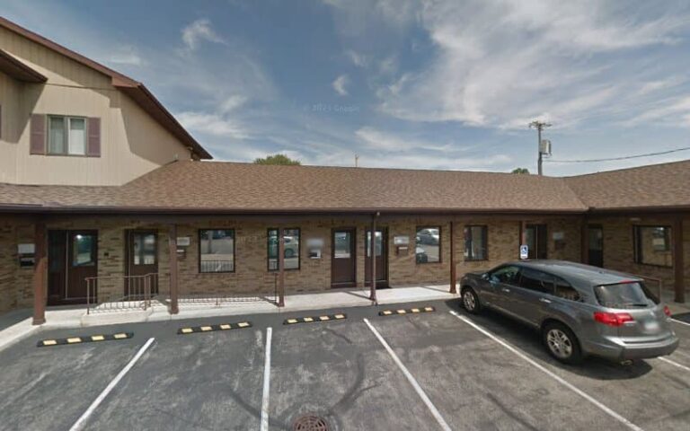 405614 strauss law office 768x480