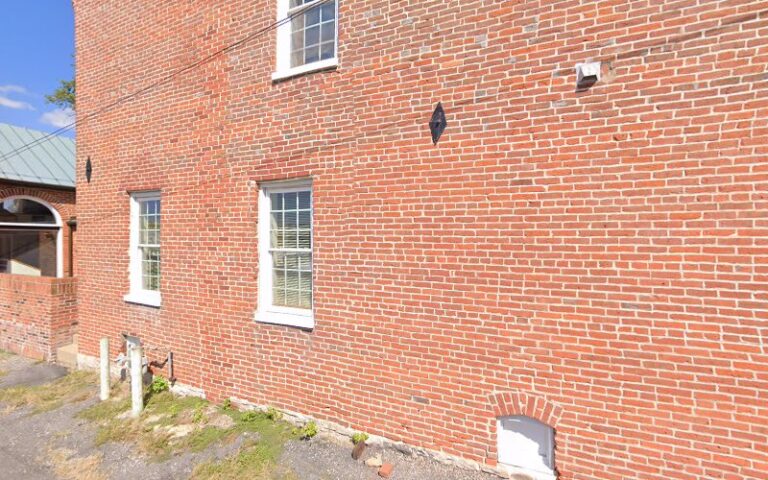 405716 strellis firm chartered 768x480