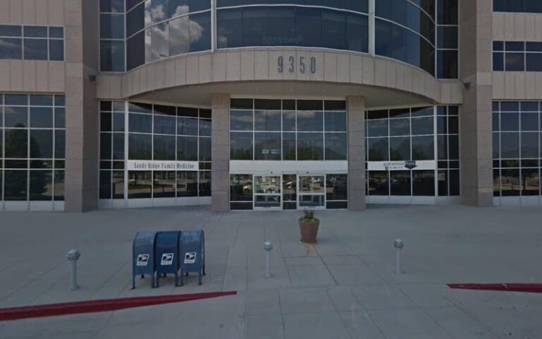 405904 strong hanni pc 768x480