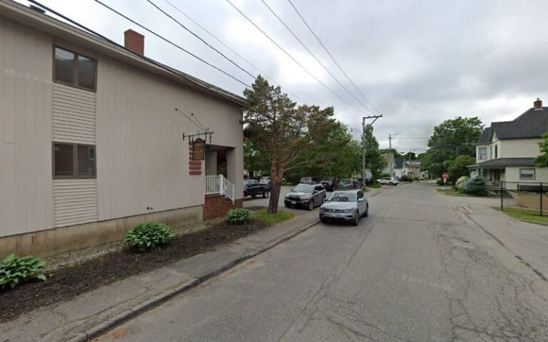 406002 strout payson pa 768x480