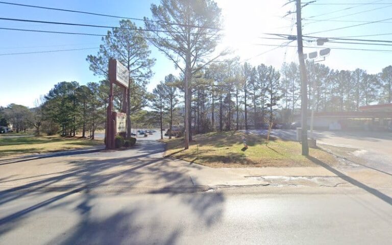 406078 stuart brown attorney 768x480