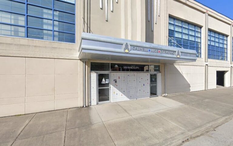 406084 stuart calwell 768x480