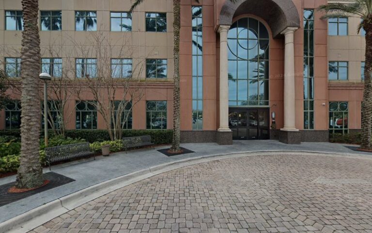 406125 stuart kaplan 768x480