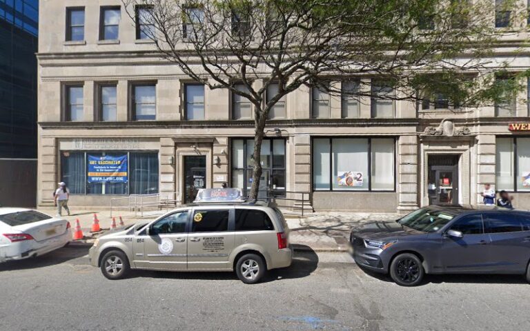 406671 sulit peralejo apple 768x480