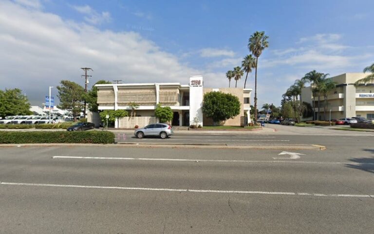 406938 sullivan ted 768x480