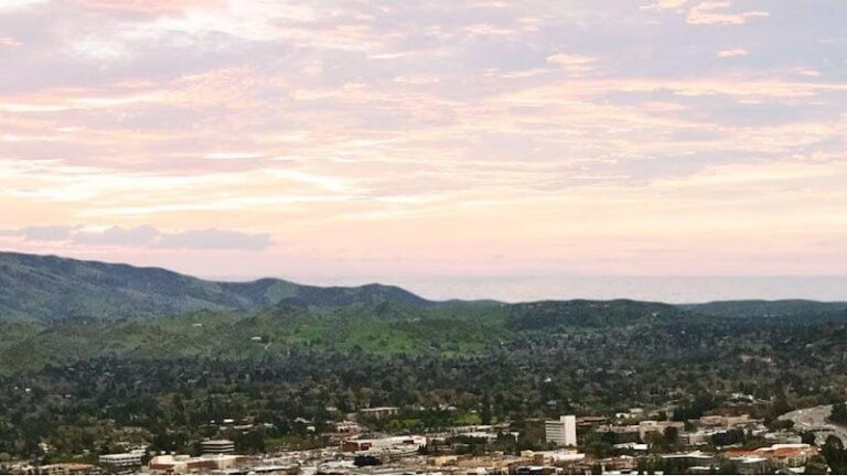 407152 sumner law 768x432