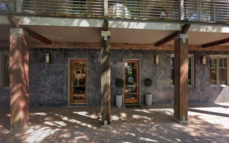 407883 suszek thomas j atty 768x480