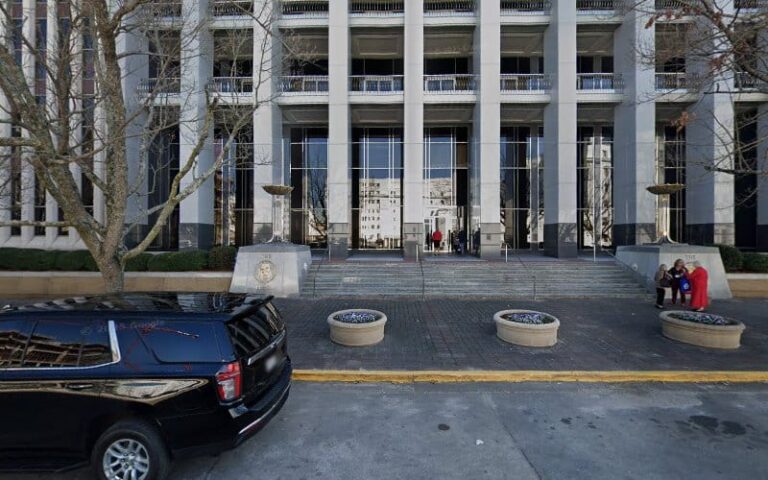 408424 swatek vaughn bryan 768x480