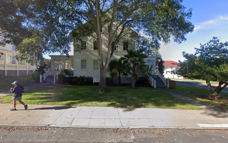 408821 sycamore law 768x480