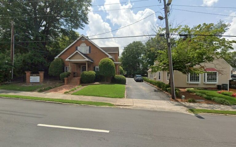 408978 syrop ingle 768x480