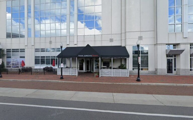 409118 t. braxton mckee 768x480