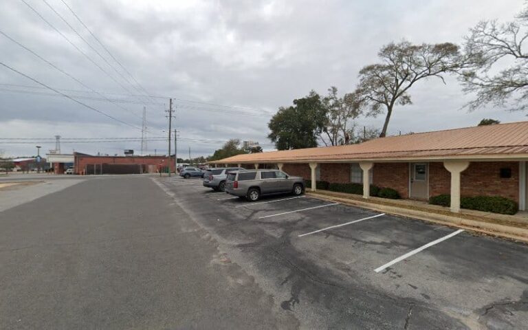 409171 t. martin knopes 768x480