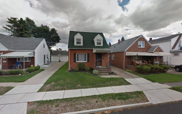 410832 taxes by angie 768x480