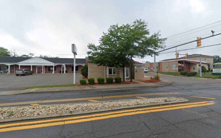 410976 taylor dan 768x480