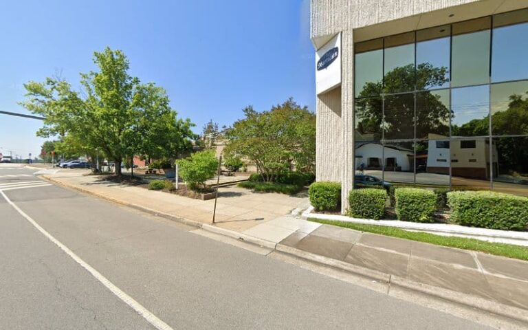 411551 ted hodges 768x480