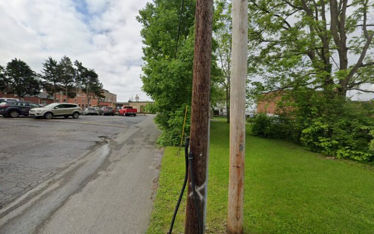 411899 tener brian m 768x480