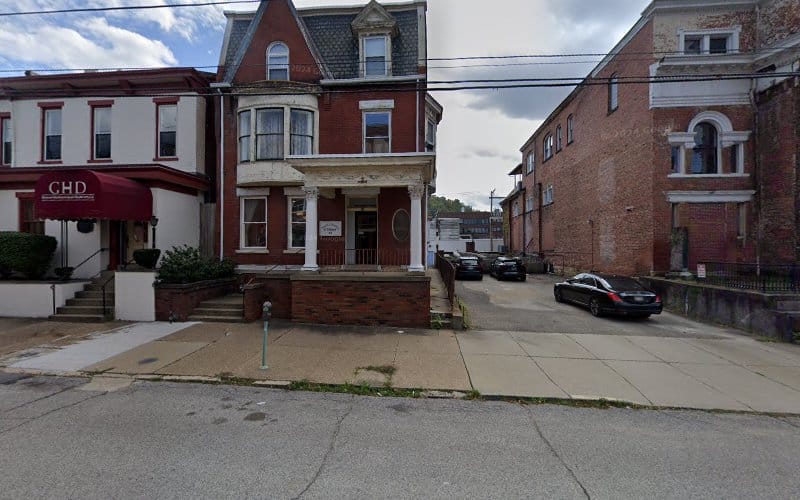 411923 tennant law offices
