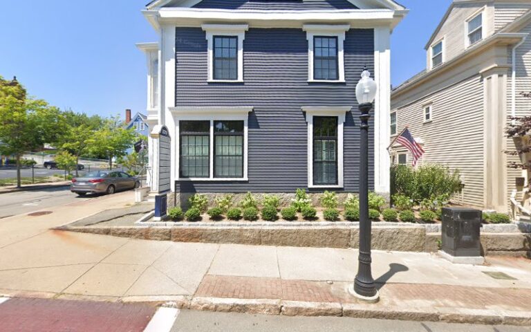 411973 tennyson lnc 768x480