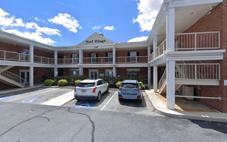 412739 thaddeus holmquist 768x480