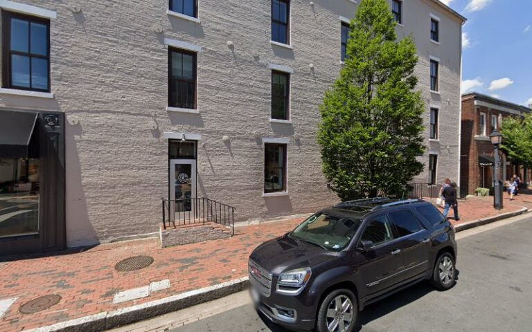 415835 the english law firm pllc 768x480