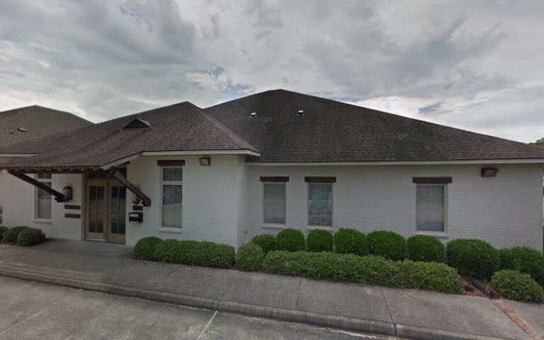 417563 the holliday law firm 768x480