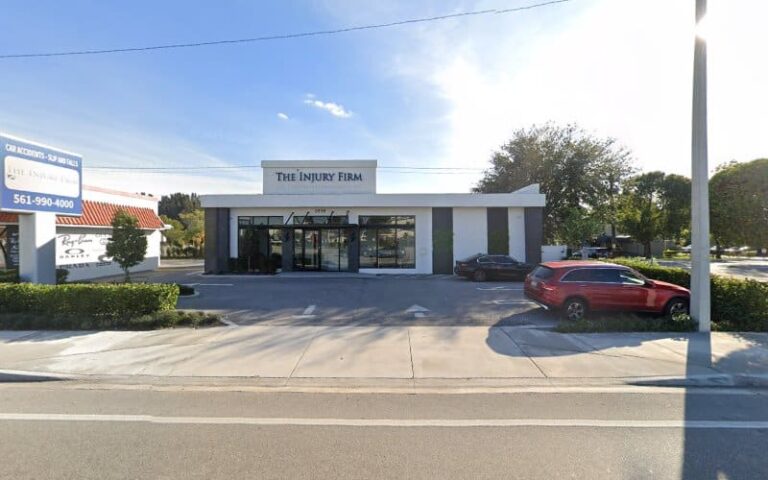 417800 the injury firm 768x480