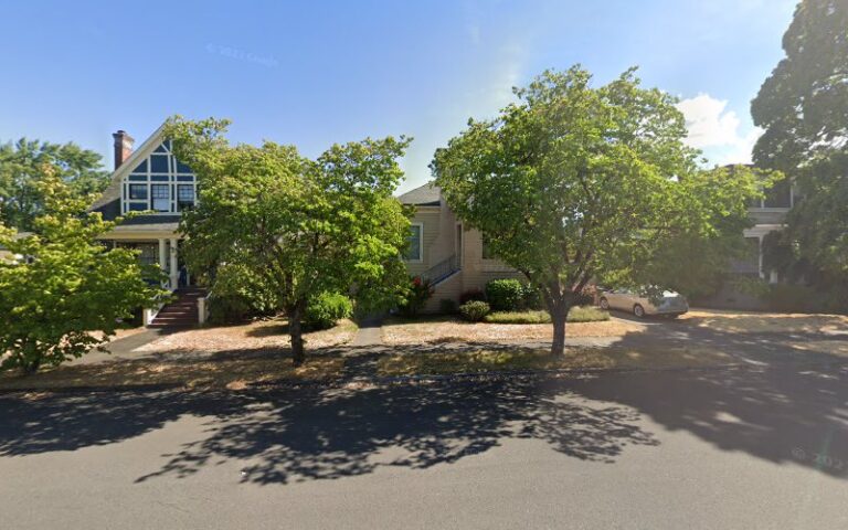 420672 the law office of dustan e. johnson 768x480