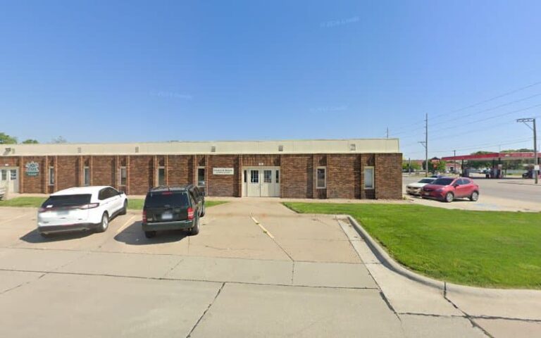 420695 the law office of e. higgins 768x480