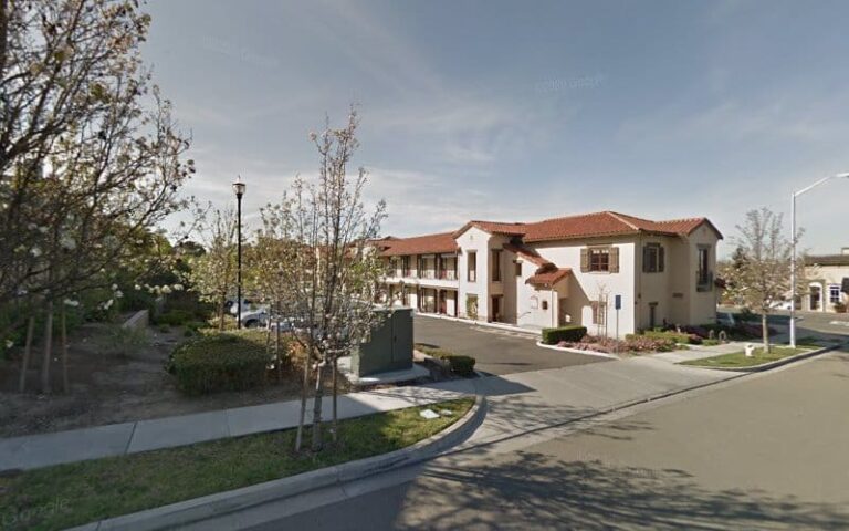 425198 the law offices of c. lee hewitt 768x480