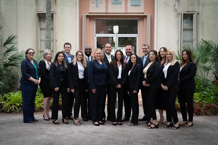 425233 the law offices of carolina nunez p.a
