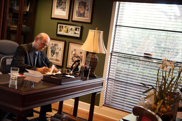 426570 the law offices of john edward jones pa